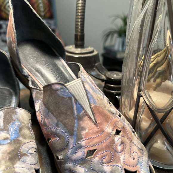 Lori Goldstein Collection Perforated Western Slip On Shoe Floral Sz 9 - Picture 2 of 7